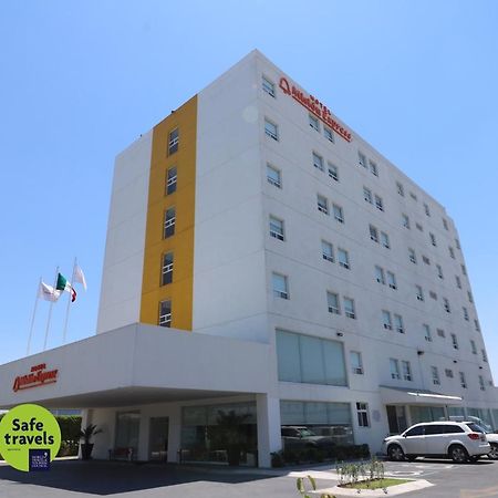 Hotel Mision Express Monterrey Aeropuerto La Fe à Apodaca Extérieur photo