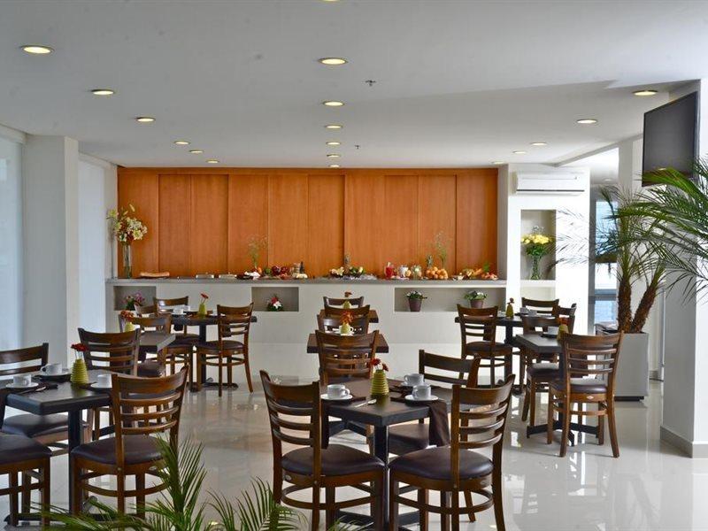 Hotel Mision Express Monterrey Aeropuerto La Fe à Apodaca Extérieur photo