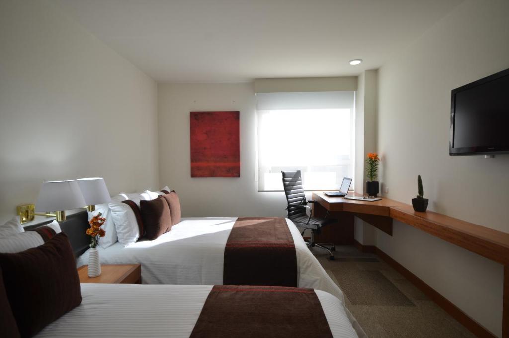Hotel Mision Express Monterrey Aeropuerto La Fe à Apodaca Extérieur photo